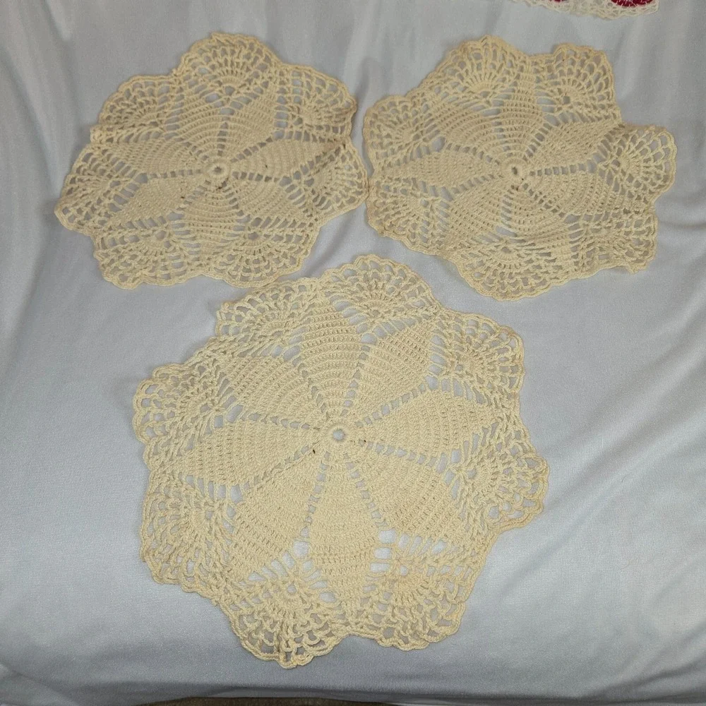 Vintage Crochet Table Runners Doilies Lot of 9 Red Blue White Cream Snowflake
